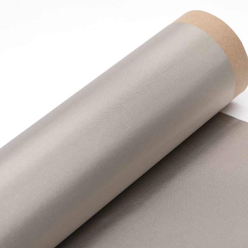 Elektromagnetiese afskermmateriaal